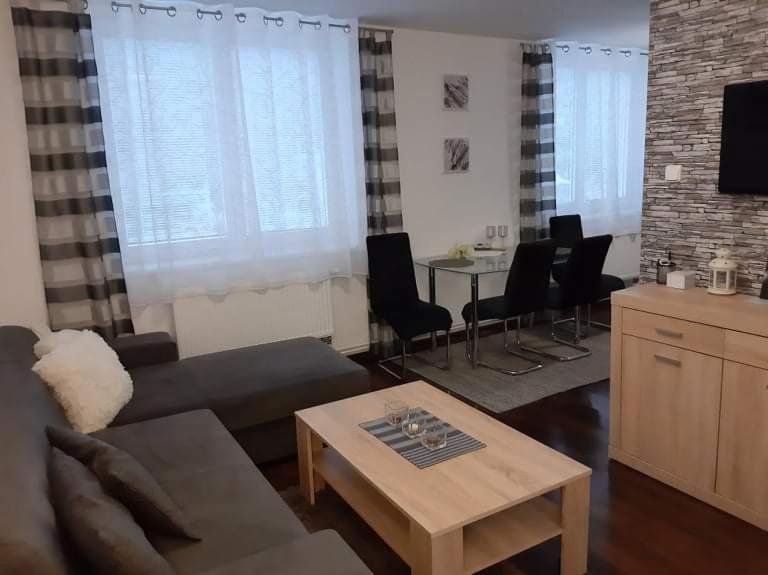 Apartman Pod Hradem Znojmo Exterior foto