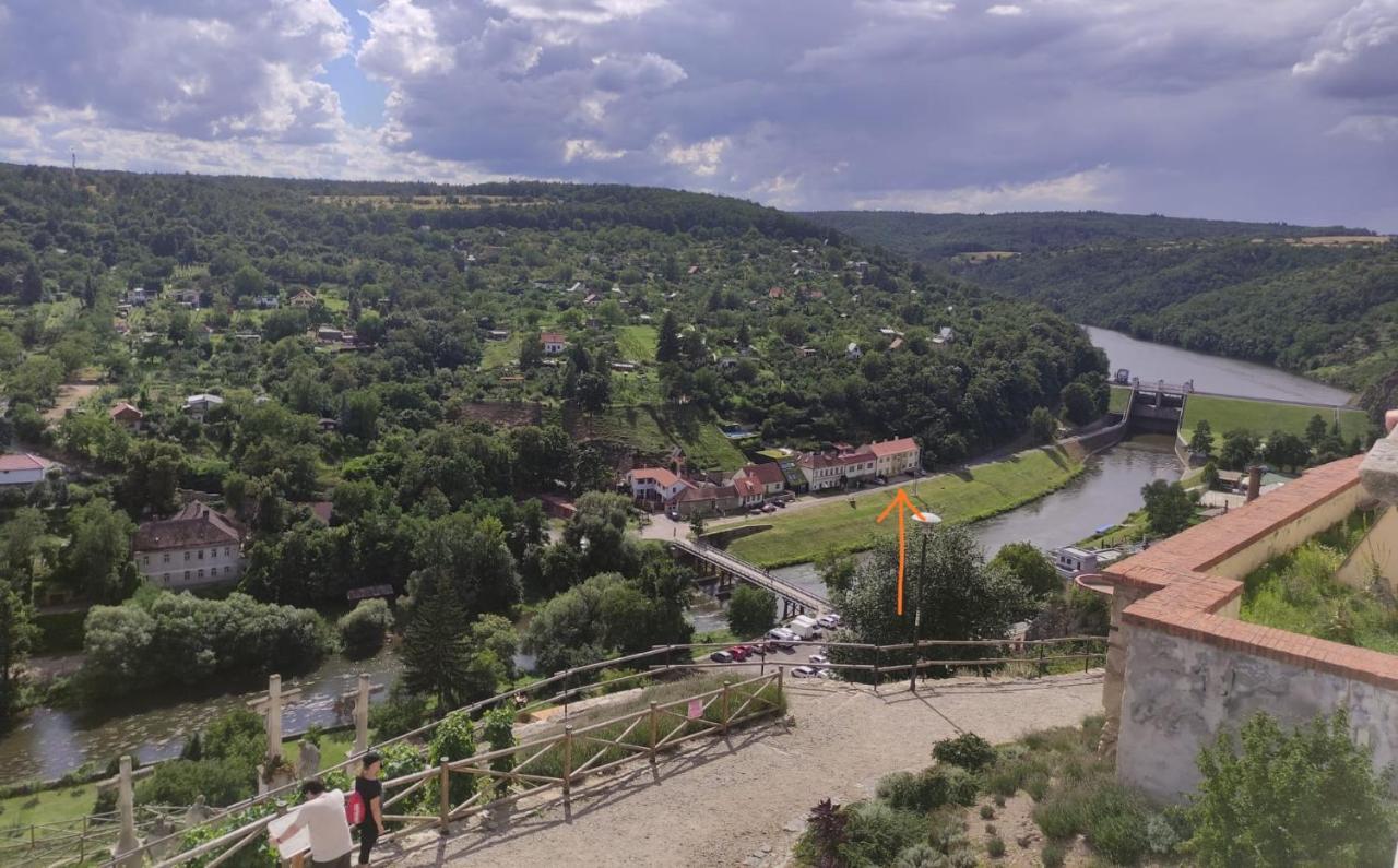 Apartman Pod Hradem Apartment Znojmo Exterior foto