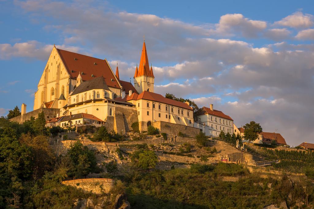 Apartman Pod Hradem Apartment Znojmo Exterior foto