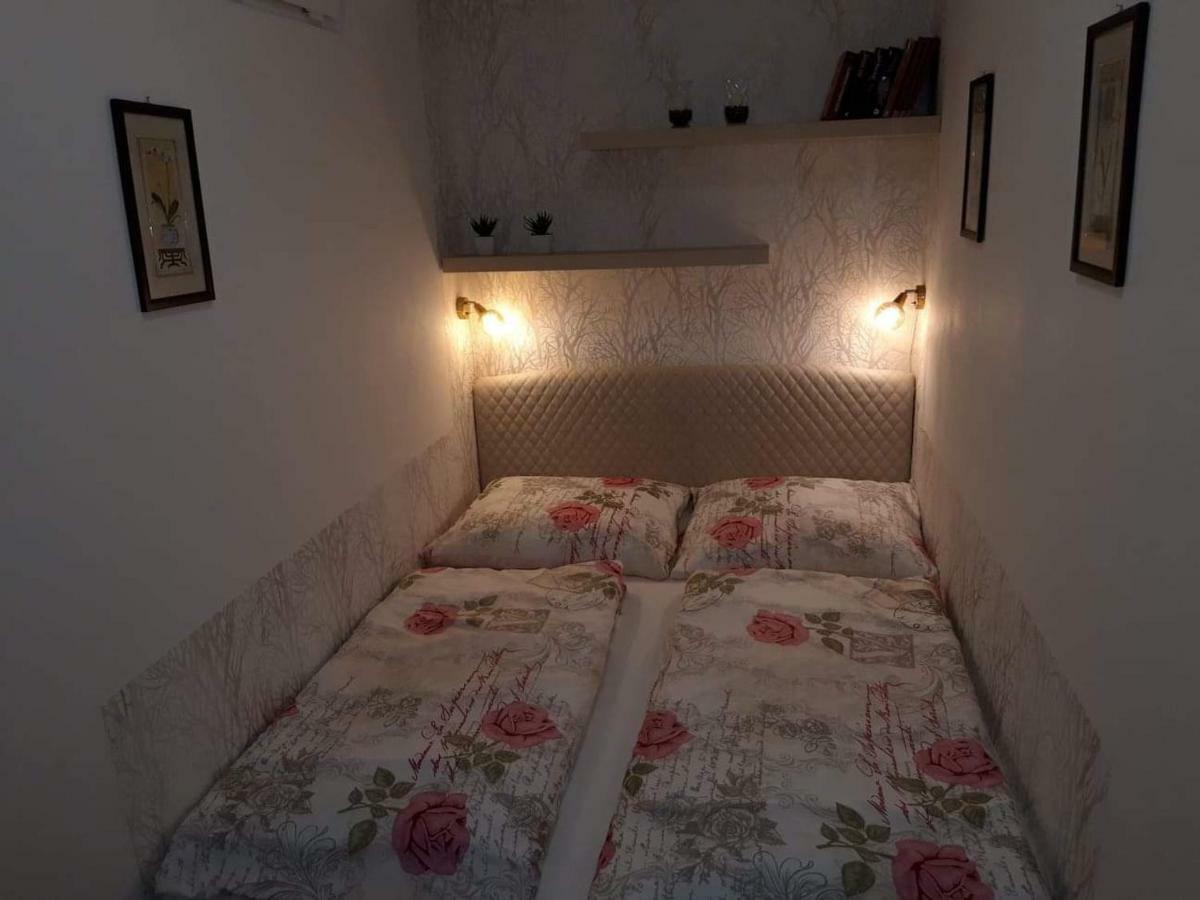 Apartman Pod Hradem Znojmo Exterior foto